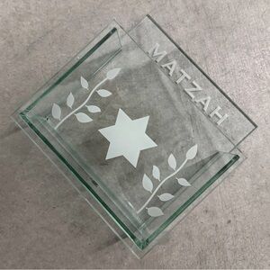 Prima Donna Glass Matzah Holder Passover  Hanukah